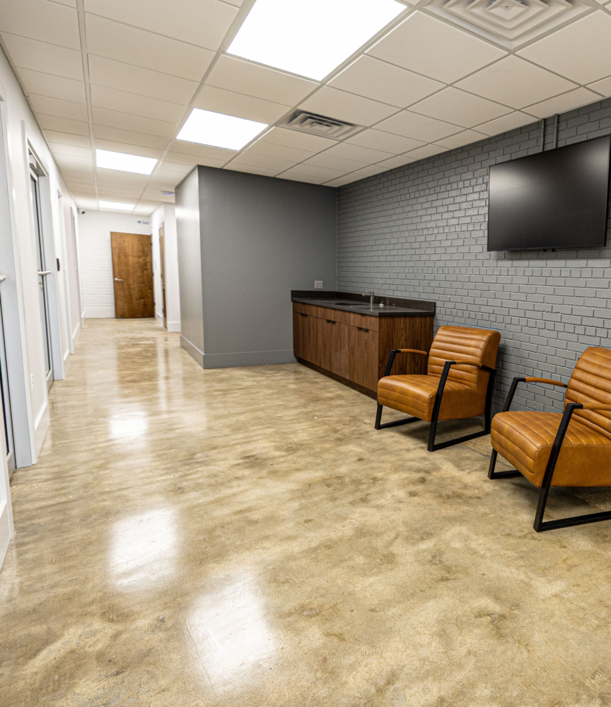 Primary colored StarHalf icon